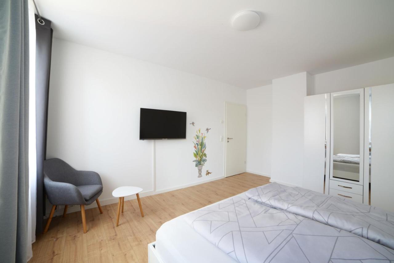 Schoene Ferienwohnung 78M2, 3 Schlafzimmer, 2 Baeder, Zentrumnah, 1Og Erfurt Zewnętrze zdjęcie