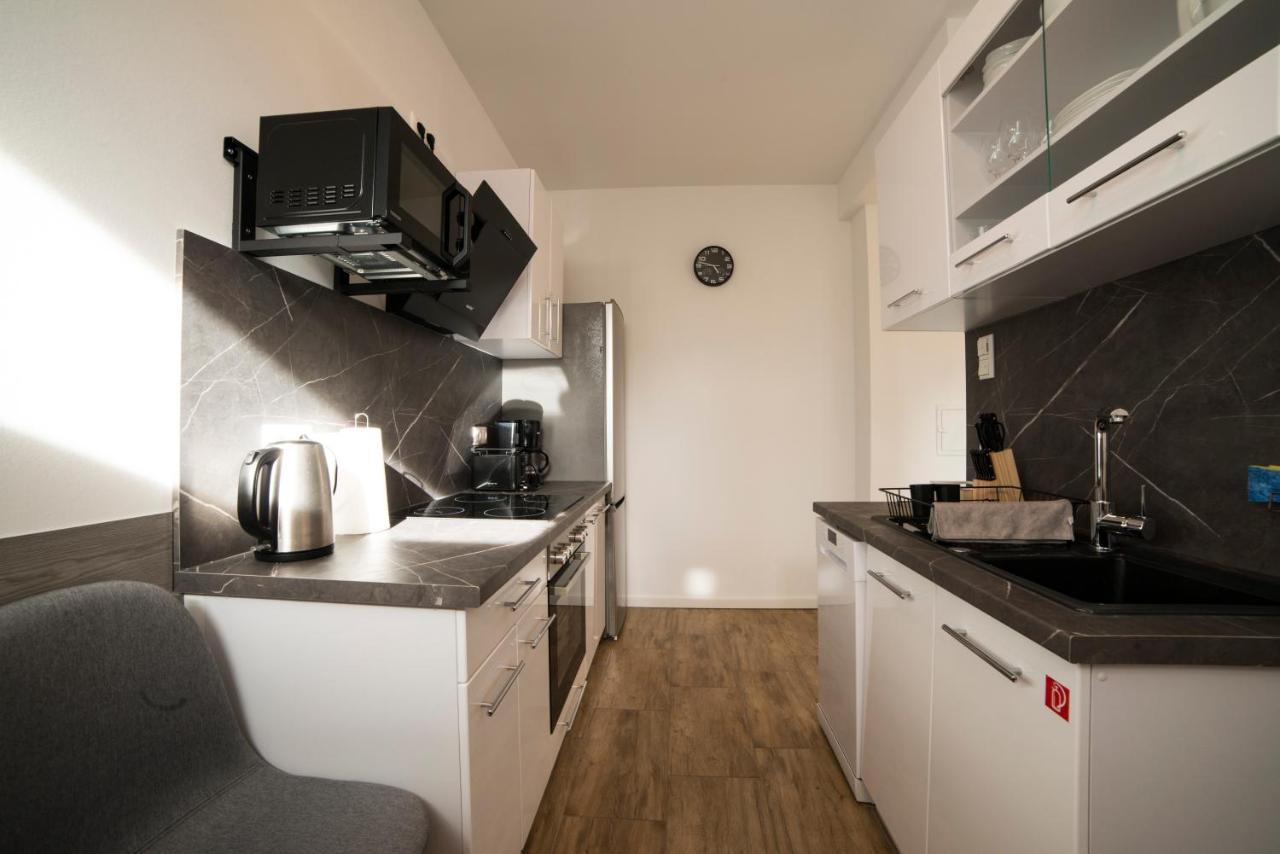 Schoene Ferienwohnung 78M2, 3 Schlafzimmer, 2 Baeder, Zentrumnah, 1Og Erfurt Zewnętrze zdjęcie